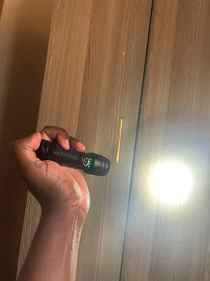 OSRAM 1KM Zoomable Flashlight – 1000m Beam, Rechargeable, 6 Modes, Aircraft-Grade Aluminum, IPX44 Waterproof for Camping & Hiking actual product photo.