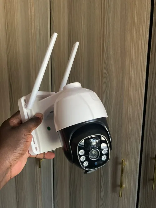 V380 PRO Solar CCTV Camera | 1080P WiFi PTZ, App Remote, Night Vision, PIR Motion, IP66 actual product photo.