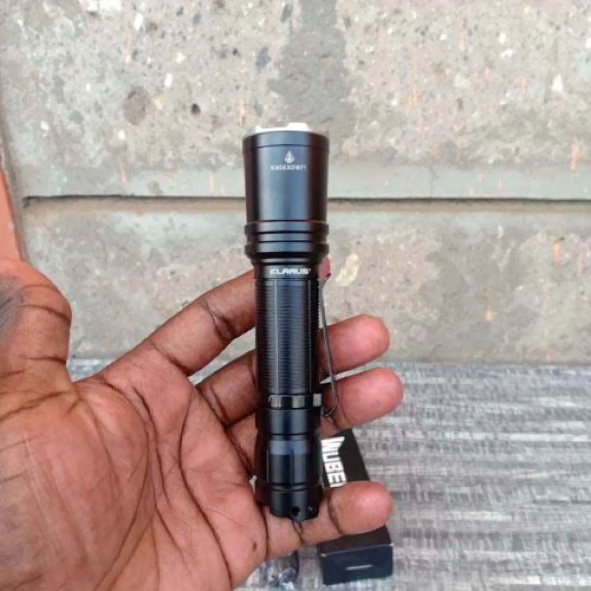 Klarus XT11R beam output
