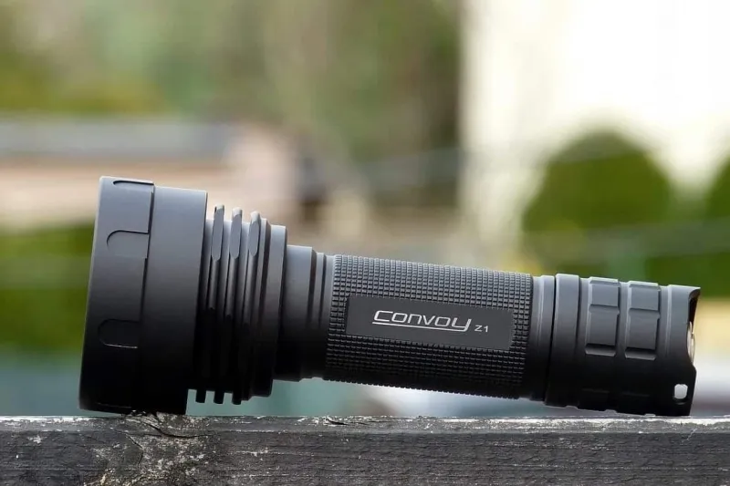 Convoy Z1: 800m Long Range Flashlight, 2000lm Zoomable Torch, Aluminum, Rechargeable (Battery Not Included) for