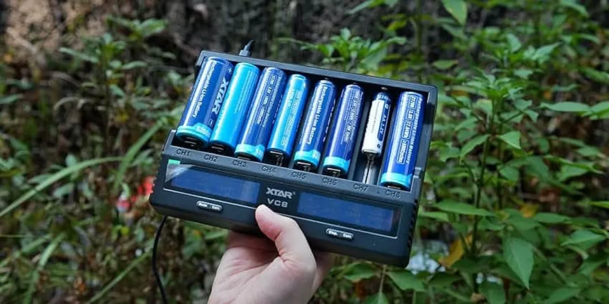 XTAR VC8S 8-Slot Charger | 3A USB C Fast Charge, LCD Display |18650, 21700 AA, AAA Ni-MH Li-ion Battery Charger for