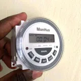 Manhua MT619HPV 12V DC Timer, LCD Programmable, for Solar and Off-Grid