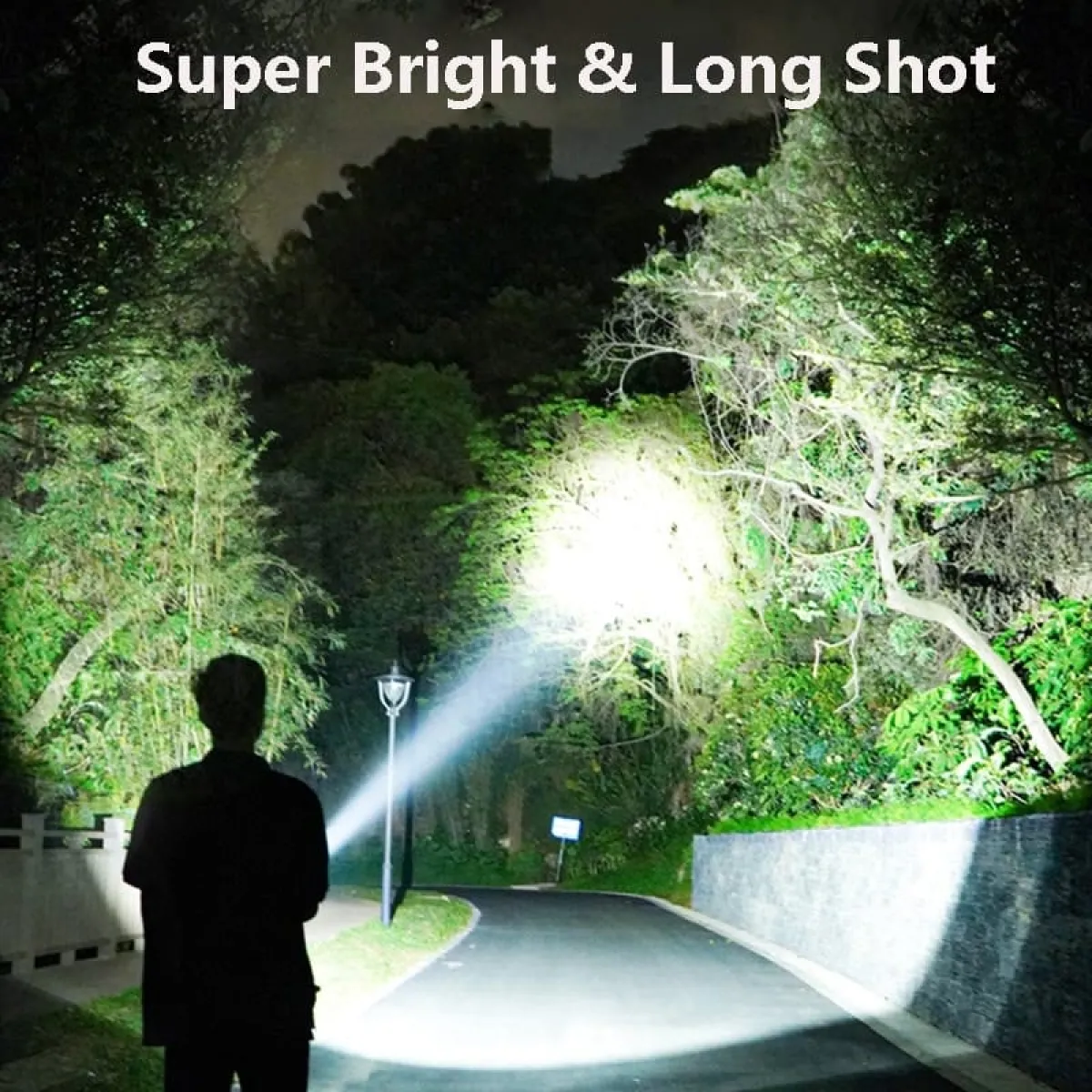 Convoy 3X21C SST40 dual-beam flashlight