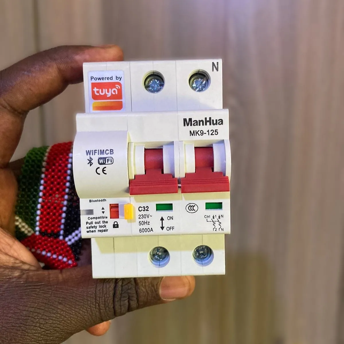 Smart Home Safety – Motorized Tuya 32 A Circuit Breaker with Short-Circuit Protection