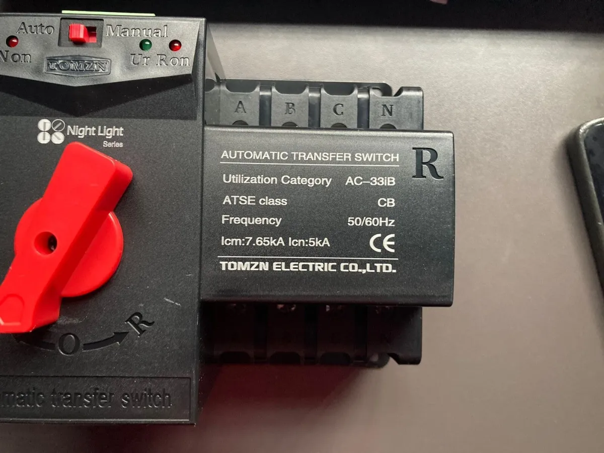 TOMZN TOQ3-125 125 Amp 230400 Volt Automatic Transfer Switch Reliable GeneratorInverter ATS (1)